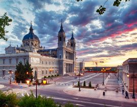 Lais Puzzle - Kathedrale La Almudena in Madrid - 40 Teile