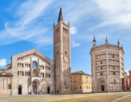 Lais Puzzle - Panorama der Piazza Duomo in Parma - 40 Teile