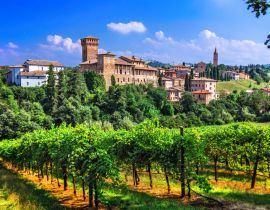 Lais Puzzle - Romantische Weinstraße mit mittelalterlichen Schlössern in Italien. Region Emilia Romagna, Dorf Levizzano - 40 Teile