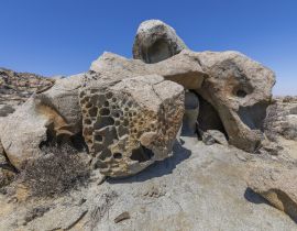 Lais Puzzle - Zoologico de Piedra, große Felsbrocken in der Atacama-Wüste, eine beeindruckende Landschaft mit erstaunlichen Felsformationen, die seltene Tierformen schaffen, schöne natürliche Texturen in einer natürlichen, trockenen Umgebung auf einer...