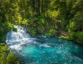 Lais Puzzle - Ojos del Caburgua Wasserfall, Pucon, Araucania, Chile. Chilenisches Patagonien - 40 Teile