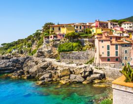 Lais Puzzle - Panoramablick auf schöne bunte Häuser des Tellaro-Dorfes, Lerici, La Spezia, Italien - 40 Teile