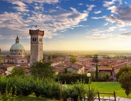 Lais Puzzle - Schöne Sonnenuntergangsansicht von Lonato del Garda, einer Stadt und Gemeinde in der Provinz Brescia, Italien - 40 Teile