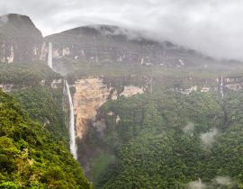 Lais Puzzle - Höchster Wasserfall Perus: Der Gocta-Fall im Amazonasgebiet in der Nähe von Chachapoyas - 40 Teile