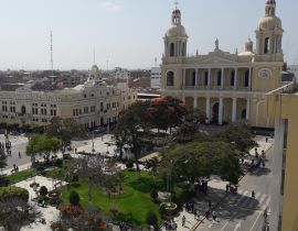 Lais Puzzle - Luftaufnahme des Hauptparks in der Stadt Chiclayo - Peru - 40 Teile