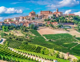 Lais Puzzle - Blick auf La Morra in der Provinz Cuneo, Piemont, Italien - 40 Teile