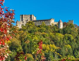 Lais Puzzle - Das Schloss Pergine befindet sich im Vasugana in Pergine Valsugana. Italien - 40 Teile