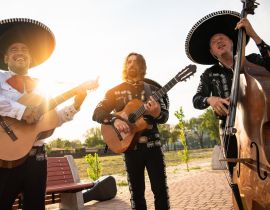 Lais Puzzle - Straßenkonzert der Mariachi-Band mexikanischer Musiker - 40 Teile