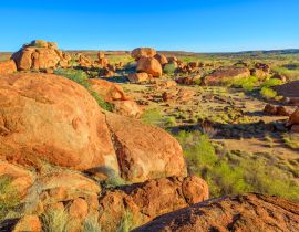 Lais Puzzle - Panoramaluftaufnahme von riesigen Granitblöcken bei Karlu Karlu oder Devils Marbles im Northern Territory, Australien in der Nähe von Tennant Creek - 40 Teile