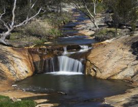 Lais Puzzle - Wasserfall im Beechworth Historic Park, Victoria, Australien - 40 Teile
