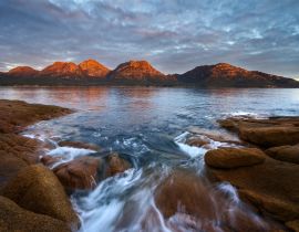 Lais Puzzle - Sonnenuntergang über The Hazards, Freycinet National Park, Coles Bay, Tasmanien, Australien - 40 Teile