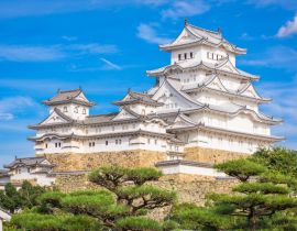 Lais Puzzle - Burg Himeji in der Herbstzeit, Japan - 40 Teile