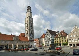 Lais Puzzle - Rathausplatz mit Schimmelturm, Lauingen - 100, 200, 500 & 1.000 Teile