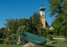 Lais Puzzle - Glasschiff Arche und Pfarrkirche in Frauenau im Bayerischen Wald - 100, 200, 500 & 1.000 Teile