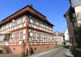 Lais Puzzle - Straße und Fachwerkgebäude in Neustadt (Hessen) - 100, 200, 500 & 1.000 Teile