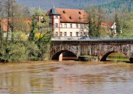 Lais Puzzle - Gemünden am Main, Huttenschloss, Saale - 100, 200, 500 & 1.000 Teile