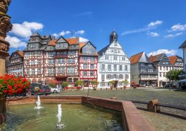 Lais Puzzle - Butzbach, Marktplatz, Altes Rathaus - 100, 200, 500 & 1.000 Teile