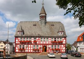 Lais Puzzle - Homberg Ohm Rathaus - 100, 200, 500 & 1.000 Teile