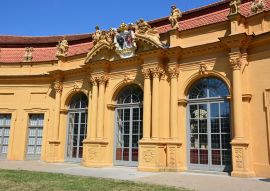 Lais Puzzle - Historisches Konservatorium (Orangerie) in der Stadt Erlangen, (Bayern), Deutschland - 100, 200, 500 & 1.000 Teile