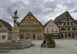 Lais Puzzle - Roth,Deutschland,9,2015:Roth ist ein Landkreis in Mittelfranken, Bayern. - 100, 200, 500 & 1.000 Teile