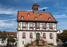 Lais Puzzle - Rathaus von Bad Vilbel - 100, 200, 500 & 1.000 Teile