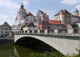 Lais Puzzle - Brücke in Neustadt an der Donau - 100, 200, 500 & 1.000 Teile