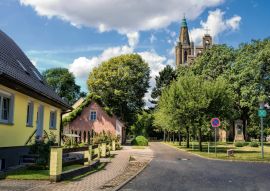 Lais Puzzle - fehrbellin, deutschland - idylle mit der alten stadtkirche - 100, 200, 500 & 1.000 Teile