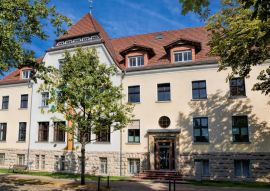 Lais Puzzle - eichwalde, germany - rathaus in der altstadt - 100, 200, 500 & 1.000 Teile