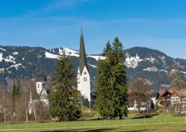 Lais Puzzle - Blick auf Fischen im Allgäu mit den Alpen im Hintergrund - 100, 200, 500 & 1.000 Teile