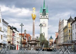 Lais Puzzle - Straubing ist eine niederbayerische Stadt mit einer gut erhaltenen Altstadt mit mittelalterlicher Architektur - 1.000 Teile