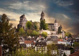 Lais Puzzle - Schloss Braunfels dramatischer Himmel - 100, 200, 500 & 1.000 Teile