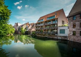 Lais Puzzle - Nürnberg, Blick vom Henkersteg zur Karlsbrücke, Pegnitz - 1.000 Teile