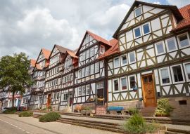 Lais Puzzle - Straße mit Fachwerkhäusern in Bad Sooden-Allendorf in Deutschland. - 100, 200, 500 & 1.000 Teile