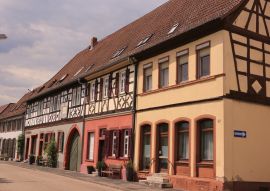 Lais Puzzle - Historische Gebäude im Zentrum von Gernsheim am Rhein - 100, 200, 500 & 1.000 Teile