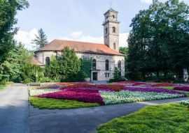 Lais Puzzle - Stadtpark in Fürth mit Kirche am blauen Himmel, Bayern Deutschland - 100, 200, 500 & 1.000 Teile