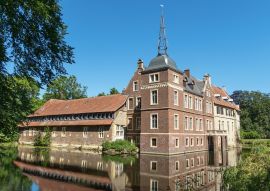 Lais Puzzle - Wasserschloss Schloss Senden in Senden, Münsterland, Nordrhein-Westfalen - 100, 200, 500 & 1.000 Teile