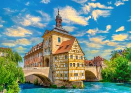Lais Puzzle - Das alte Rathaus über der Regnitz in Bamberg, Franken, Bayern, Deutschland - 100, 200, 500 & 1.000 Teile