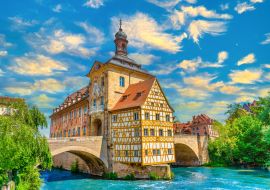 Lais Puzzle - Das alte Rathaus über der Regnitz in Bamberg, Franken, Bayern, Deutschland - 1.000 Teile