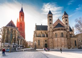 Lais Puzzle - Sint Janskerk und Servatiusbasilika am Vrijthof in Maastricht - 100, 200, 500 & 1.000 Teile