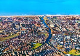 Lais Puzzle - Luftaufnahme der Stadt Katwijk in den Niederlanden - 100, 200, 500 & 1.000 Teile