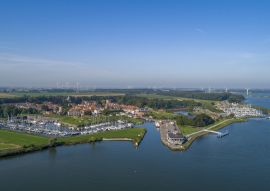 Lais Puzzle - Luftaufnahme der befestigten Stadt Willemstad, Moerdijk in der Provinz Noord-Brabant, Niederlande. Sternförmige Festungsanlagen wurden im späten fünfzehnten Jahrhundert entwickelt - 100, 200, 500 & 1.000 Teile