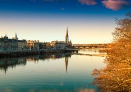 Lais Puzzle - Blick auf den Fluss Tay in Perth Schottland - 100, 200, 500 & 1.000 Teile