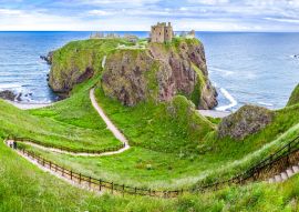 Lais Puzzle - Panorama von Dunnottar Castle, Aberdeenshire, Schottland - 100, 200, 500 & 1.000 Teile
