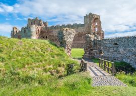 Lais Puzzle - Tantallon Castle, halbzerstörte Festung aus der Mitte des 14. Jahrhunderts, 5 Kilometer östlich von North Berwick, in East Lothian, Schottland - 100, 200, 500 & 1.000 Teile