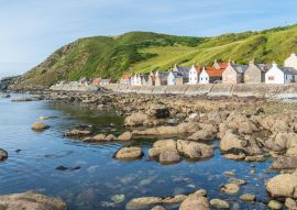 Lais Puzzle - Sonniger Nachmittag in Crovie, kleines Dorf in Aberdeenshire, Schottland - 100, 200, 500 & 1.000 Teile