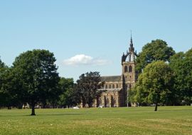 Lais Puzzle - Kirche in Perth Schottland - 100, 200, 500 & 1.000 Teile