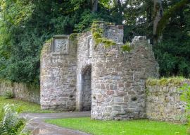 Lais Puzzle - Ruine vom Stadttor in der Festungsmauer von Scone Palace Perth Schottland - 100, 200, 500 & 1.000 Teile