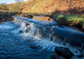 Lais Puzzle - Fluss und Wehr, Fluss Garnock, Kilbirnie, North Ayrshire, Schottland, UK Landschaft - 100, 200, 500 & 1.000 Teile