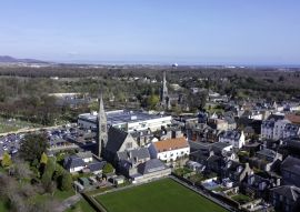 Lais Puzzle - Stadt Dalkeith, Schottland, Luftaufnahme von King's Park - 100, 200, 500 & 1.000 Teile