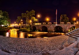 Lais Puzzle - Unten am Fluss in Värnamo, Schweden - 100, 200, 500 & 1.000 Teile